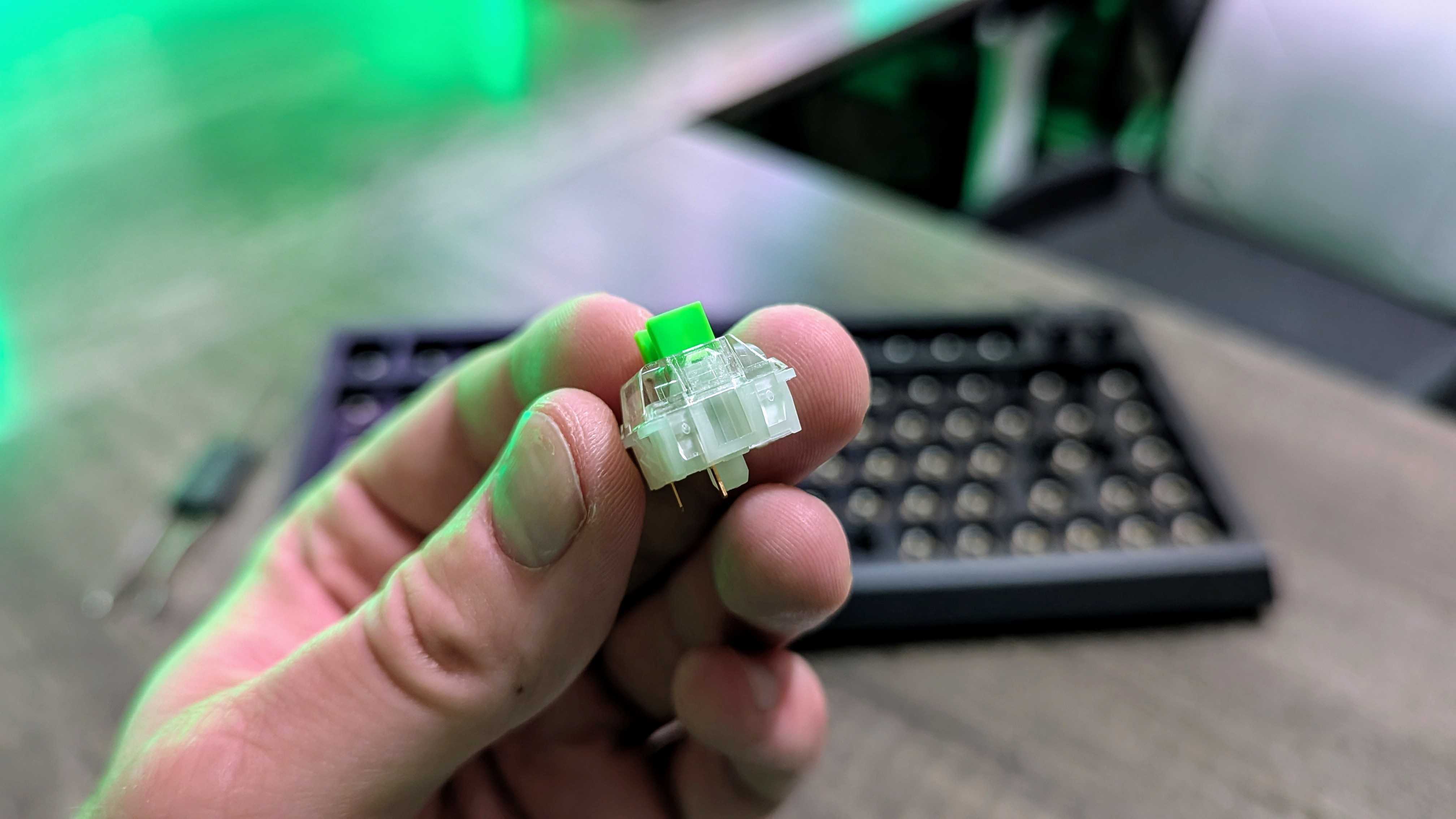 Игровая клавиатура Razer BlackWidow V4 75% Barebones.