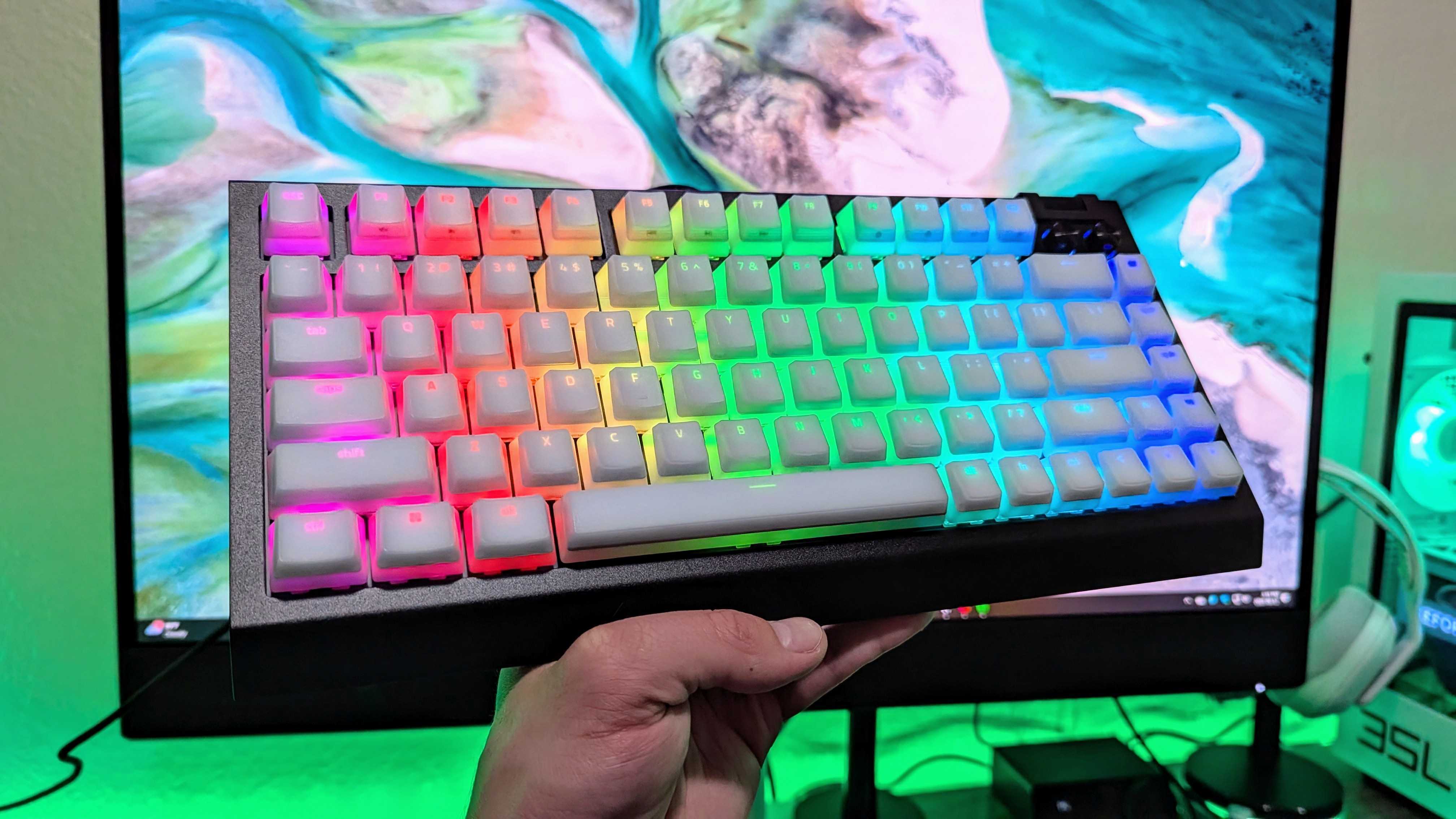 Игровая клавиатура Razer BlackWidow V4 75% Barebones.