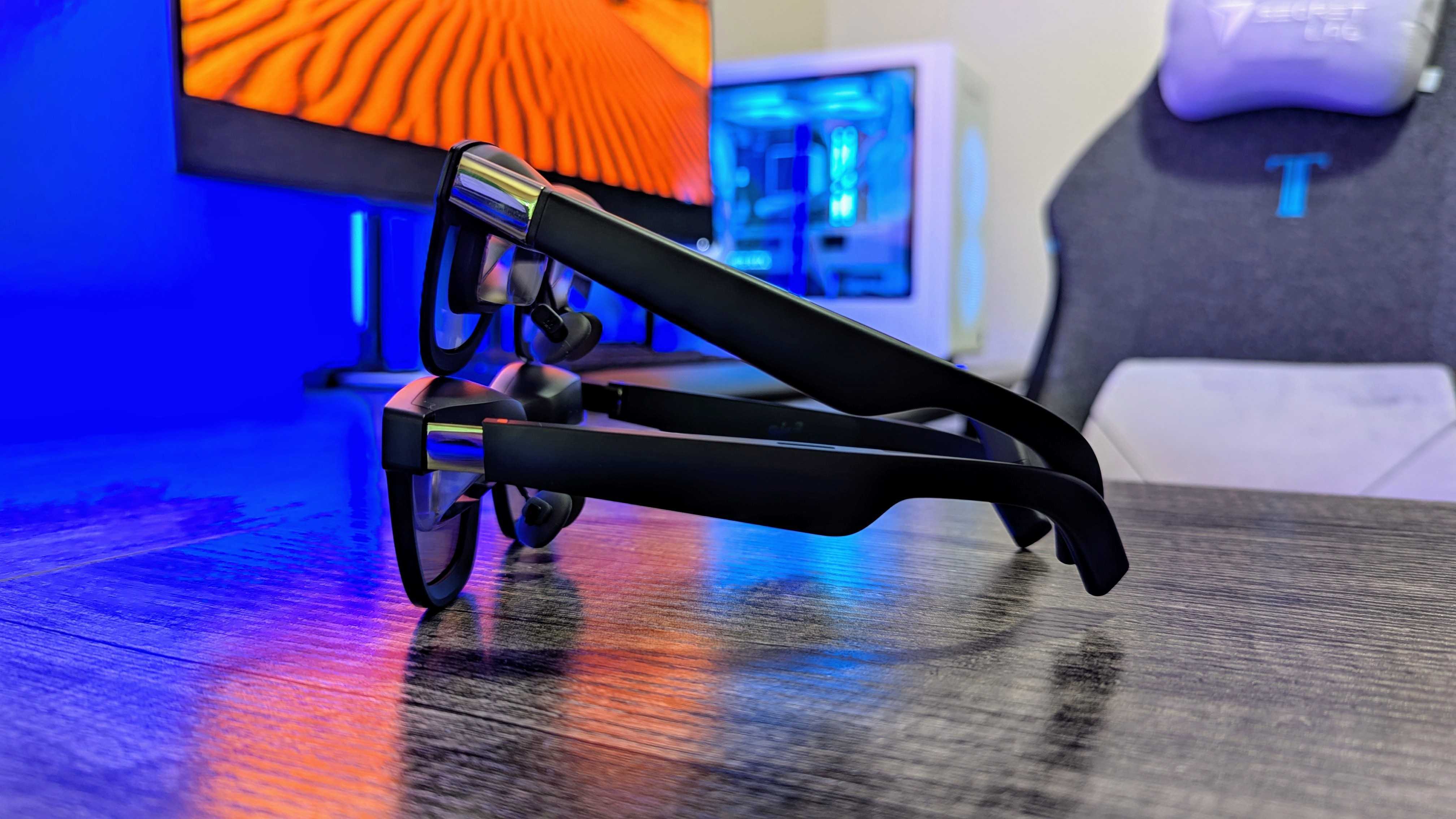 AR-очки XREAL One Pro