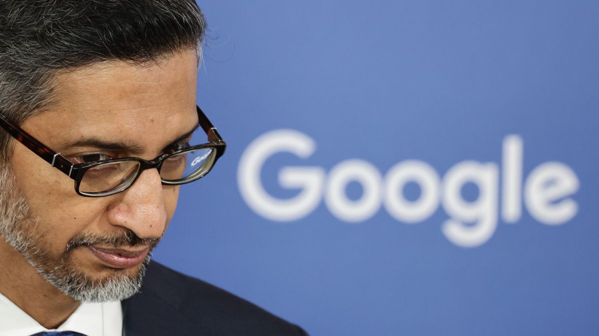Изображение к статье: Сундар Пичаи (Google): Риск гибели от ИИ "довольно высок", но человечество может объединиться - AI Технологии на MSReview.net