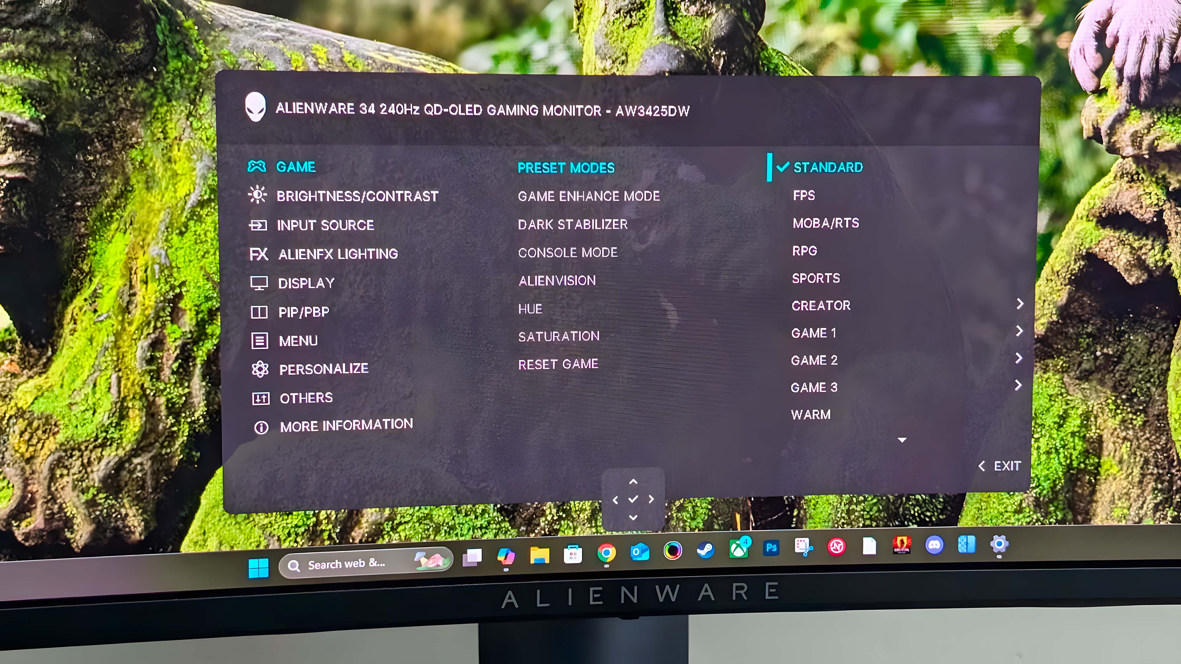 Крупный план экранного меню на Alienware 34