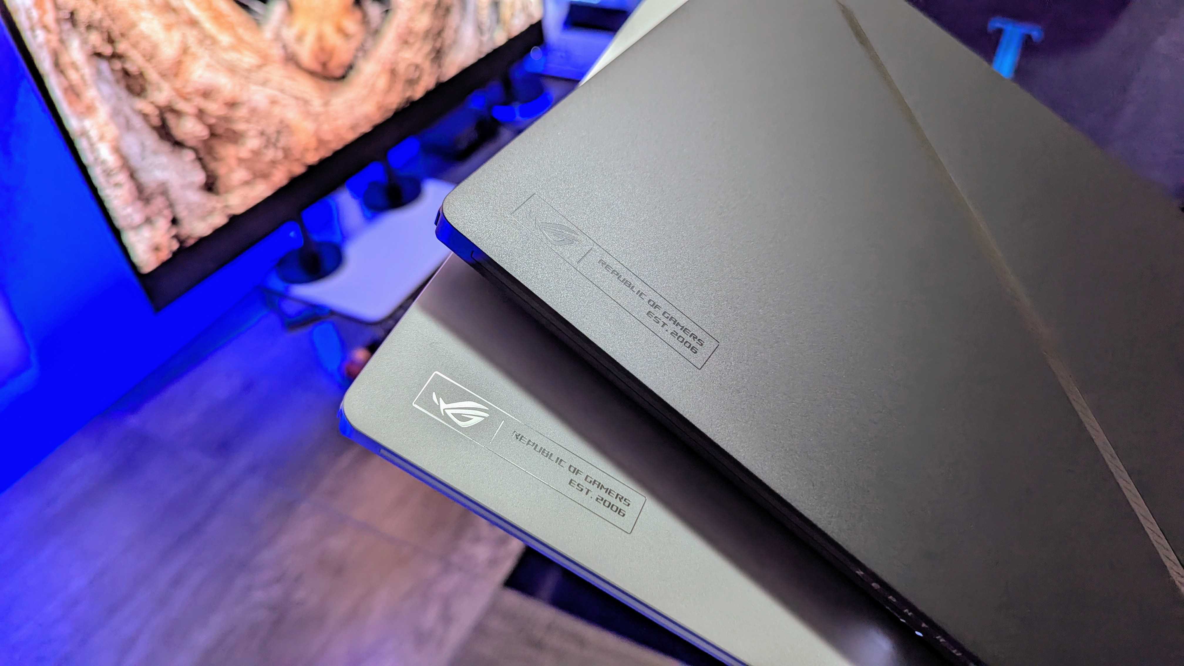ASUS не нужно было кардинально менять дизайн, и я рад, что они этого не сделала.