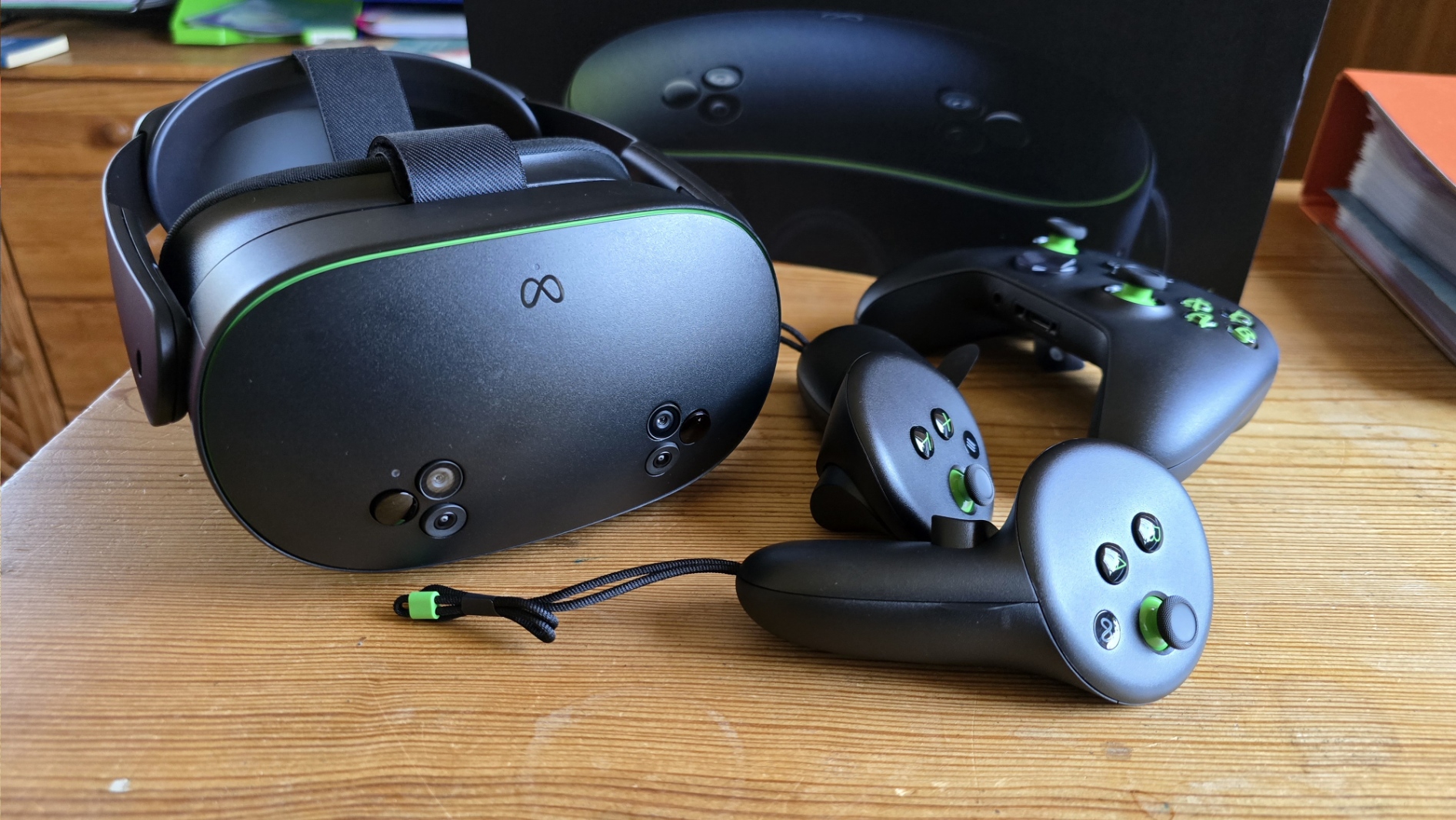 Фотографии Meta Quest 3S (Xbox Edition)