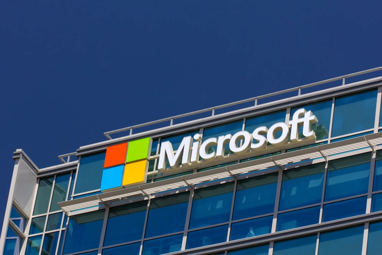Изображение к статье: Искусственный интеллект в вашем кармане: Microsoft ускоряет работу ИИ на устройствах в 10 раз - AI Технологии на MSReview.net
