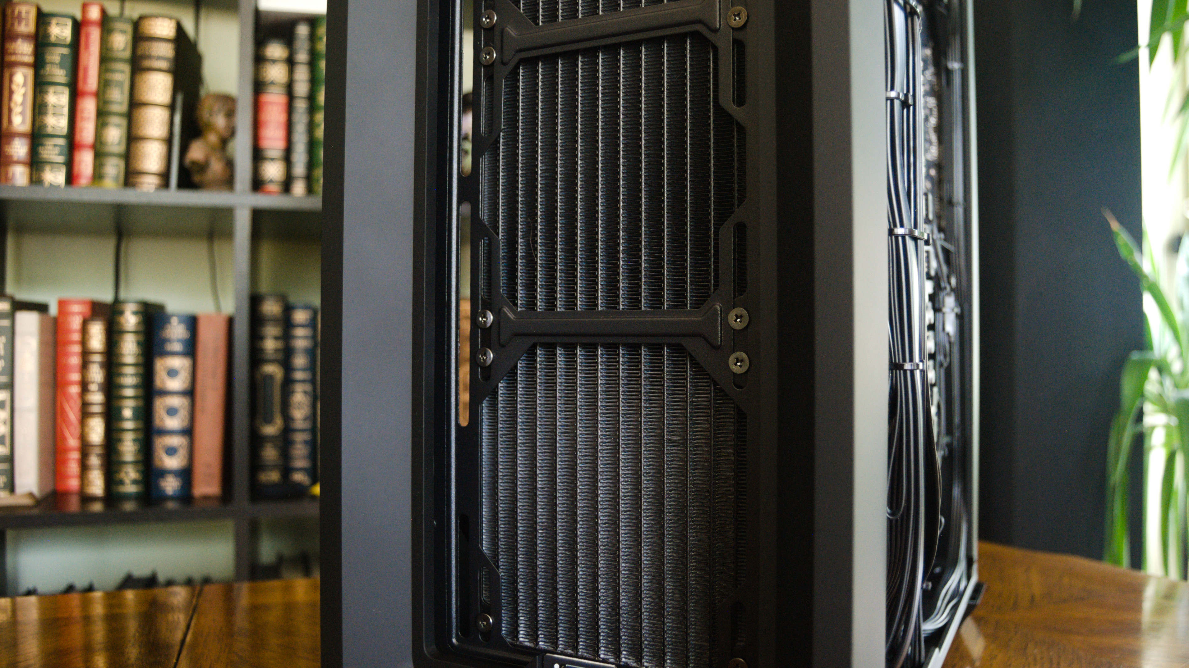 Maingear MG-1