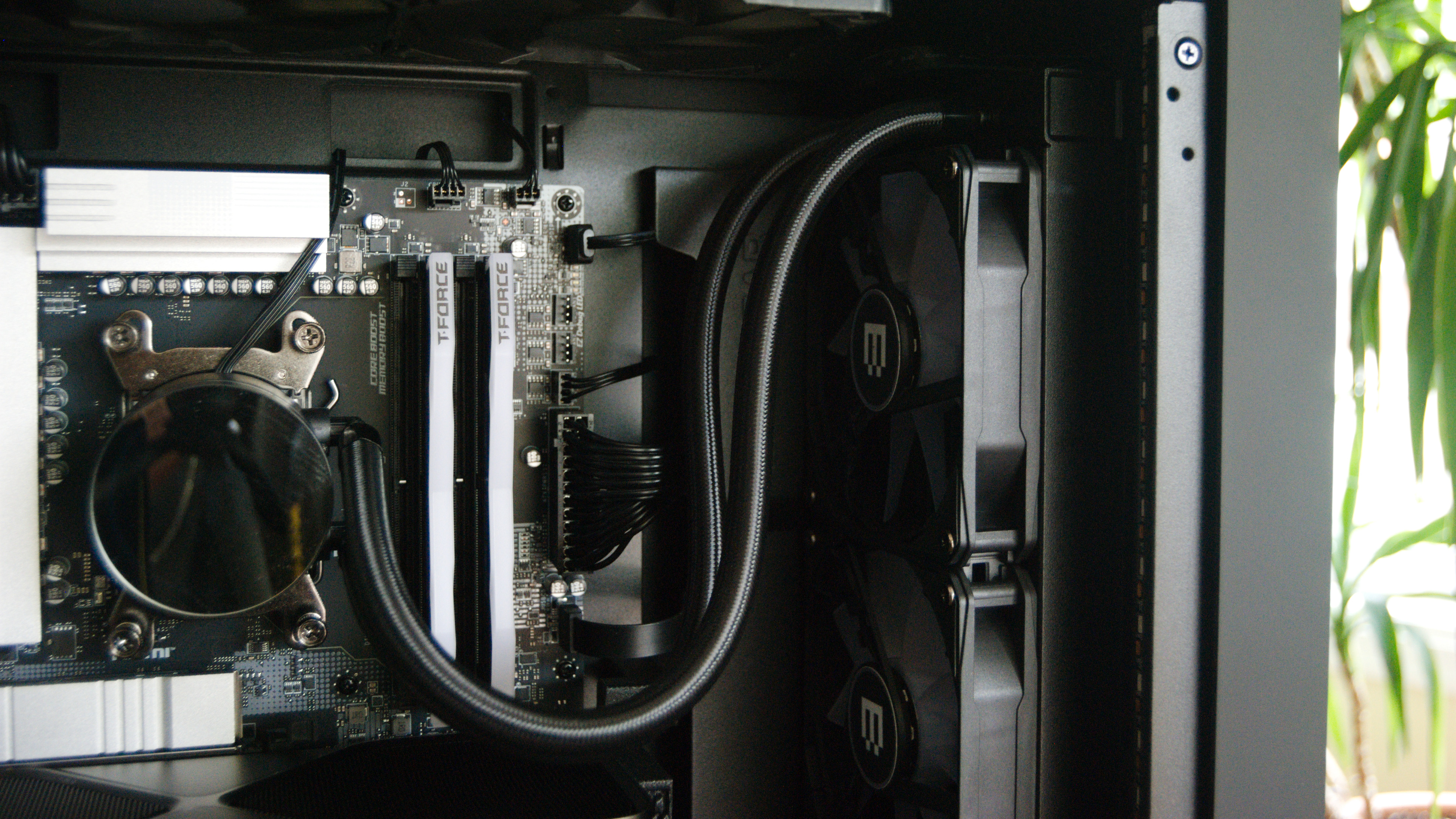 Maingear MG-1