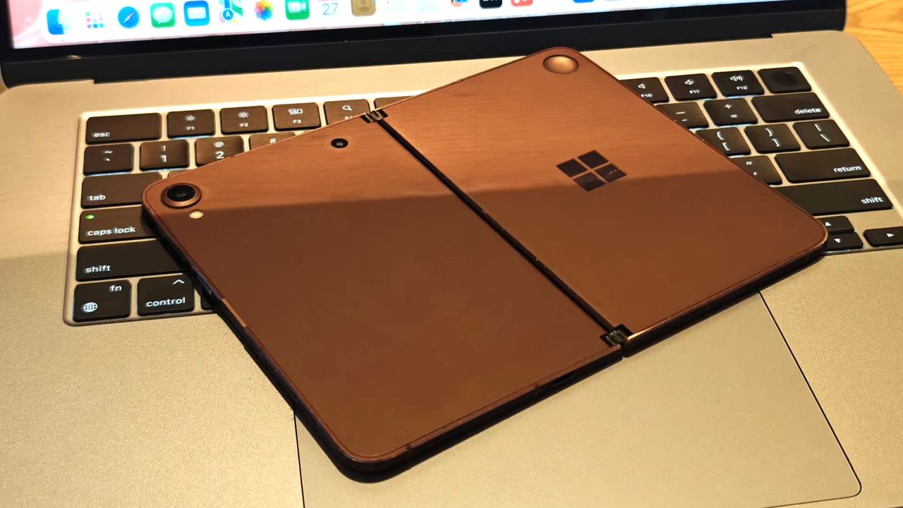 Изображение к статье: Несостоявшаяся мечта Microsoft: двухэкранный Windows Phone, который так и не увидел свет - Windows-core-os на MSReview.net