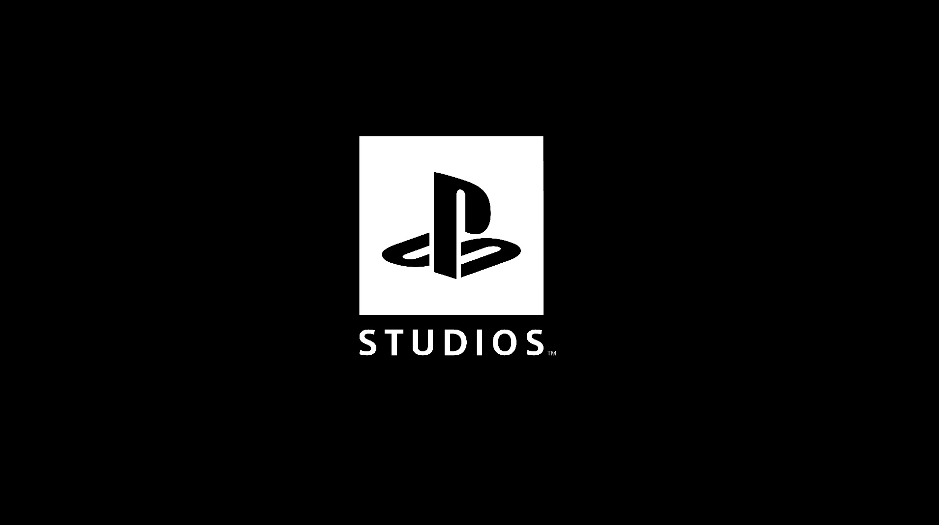 Логотип PlayStation Studios на черном фоне
