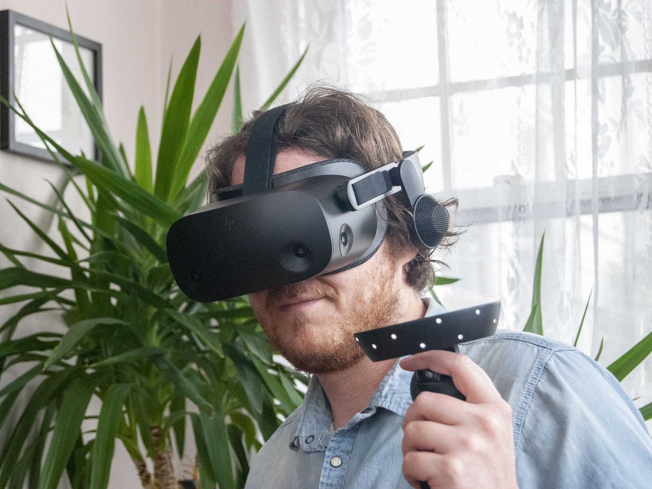 Изображение к статье: Как сотрудник Microsoft вернул к жизни забытые VR-гарнитуры с помощью SteamVR - Windows 11 на MSReview.net