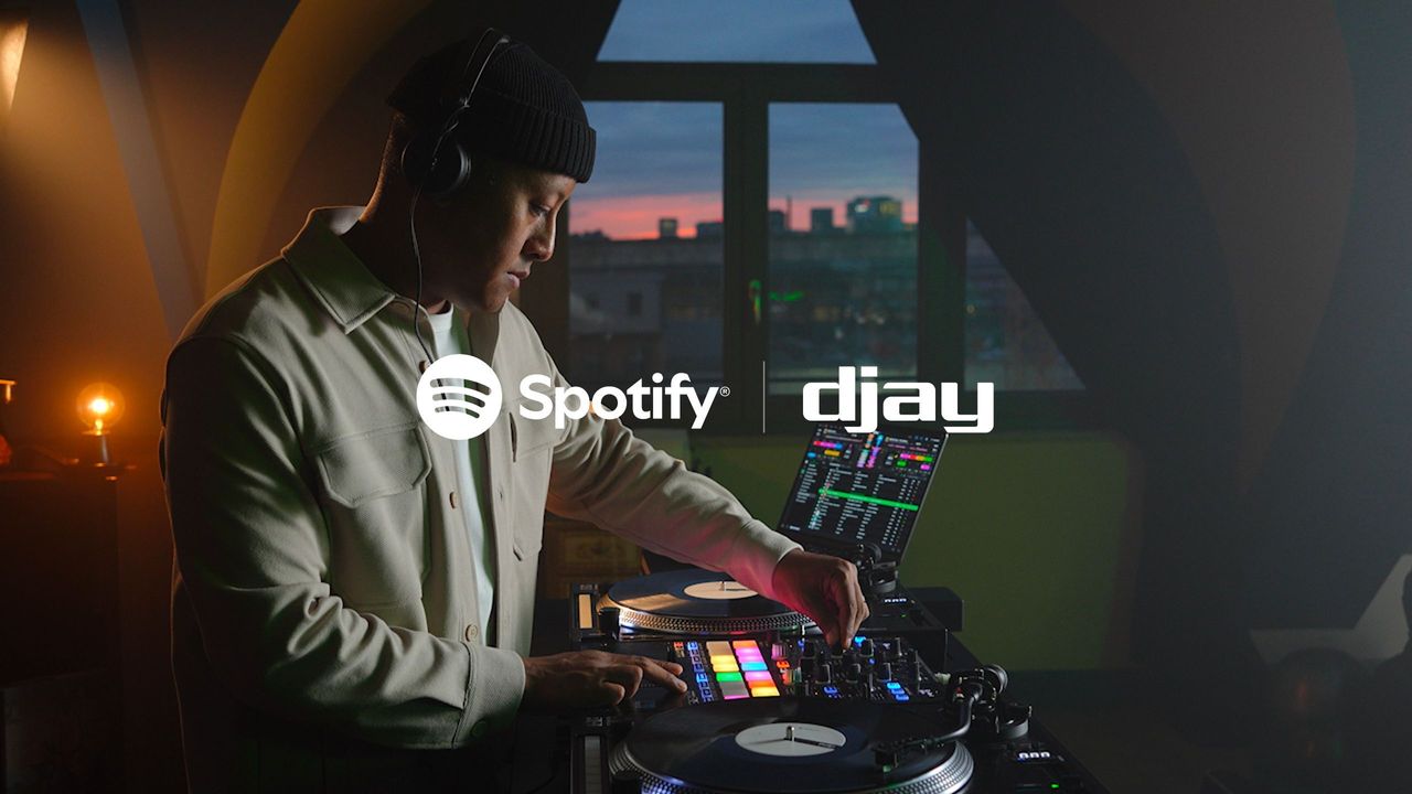 Изображение к статье: Djay для Windows и Mac получил долгожданную функцию: интеграцию со Spotify! - Приложения на MSReview.net