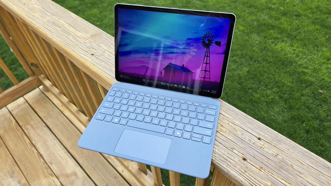 Изображение к статье: Выгодное предложение: Surface Pro 12" с клавиатурой по цене ниже, чем обычно за планшет! - Surface на MSReview.net