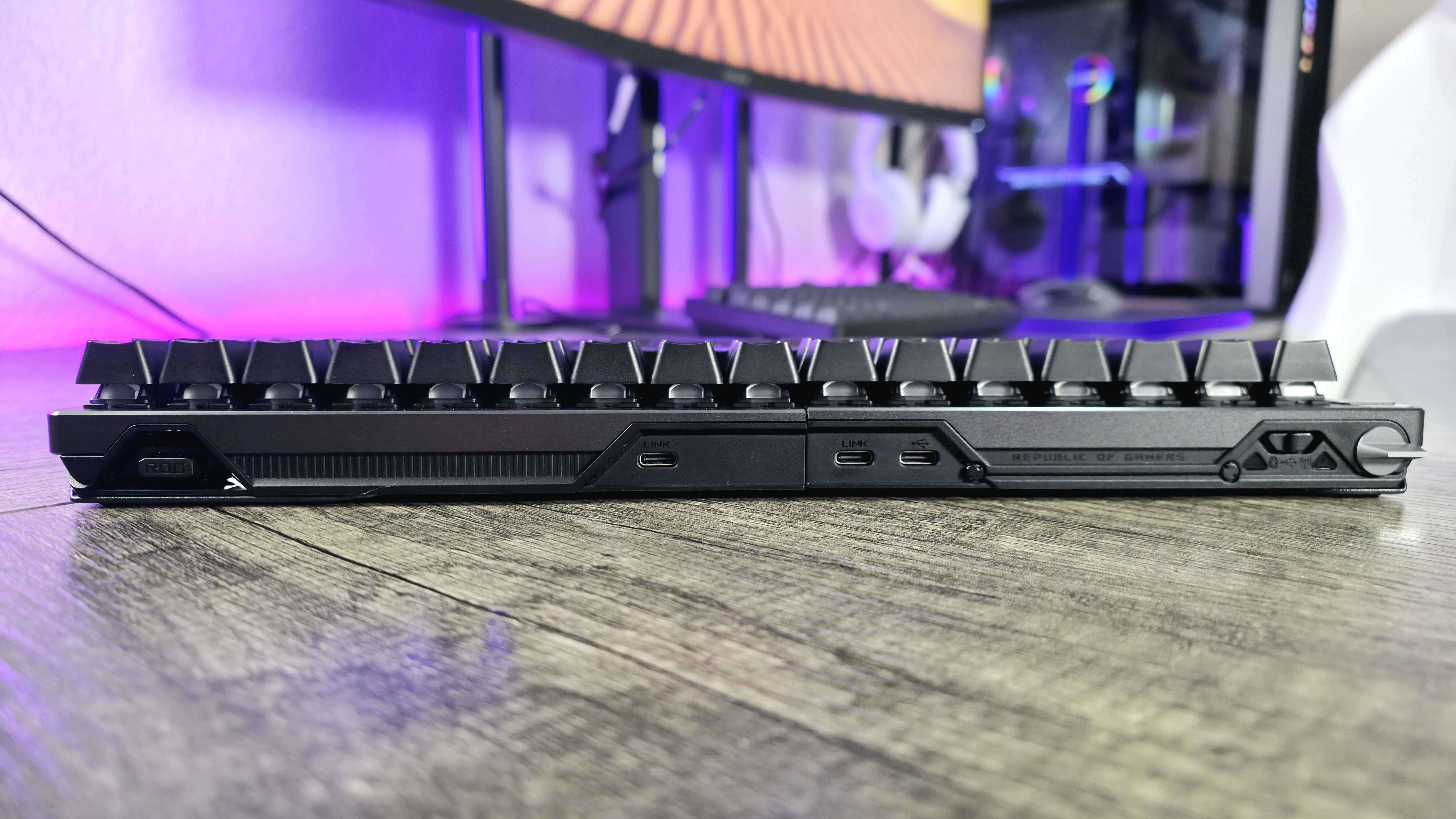 ASUS ROG Falcata