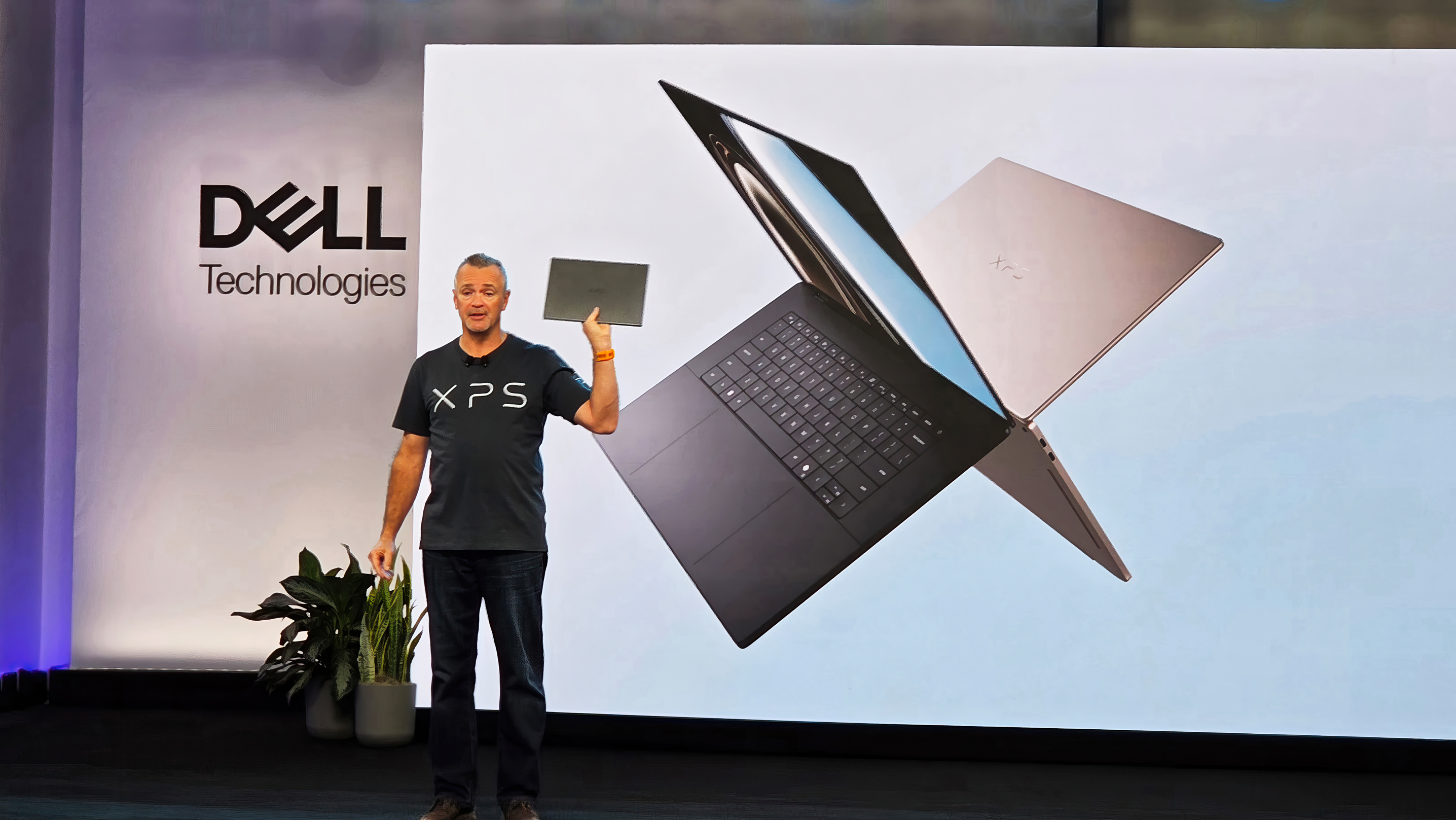 Джефф Кларк объявляет о возвращении XPS