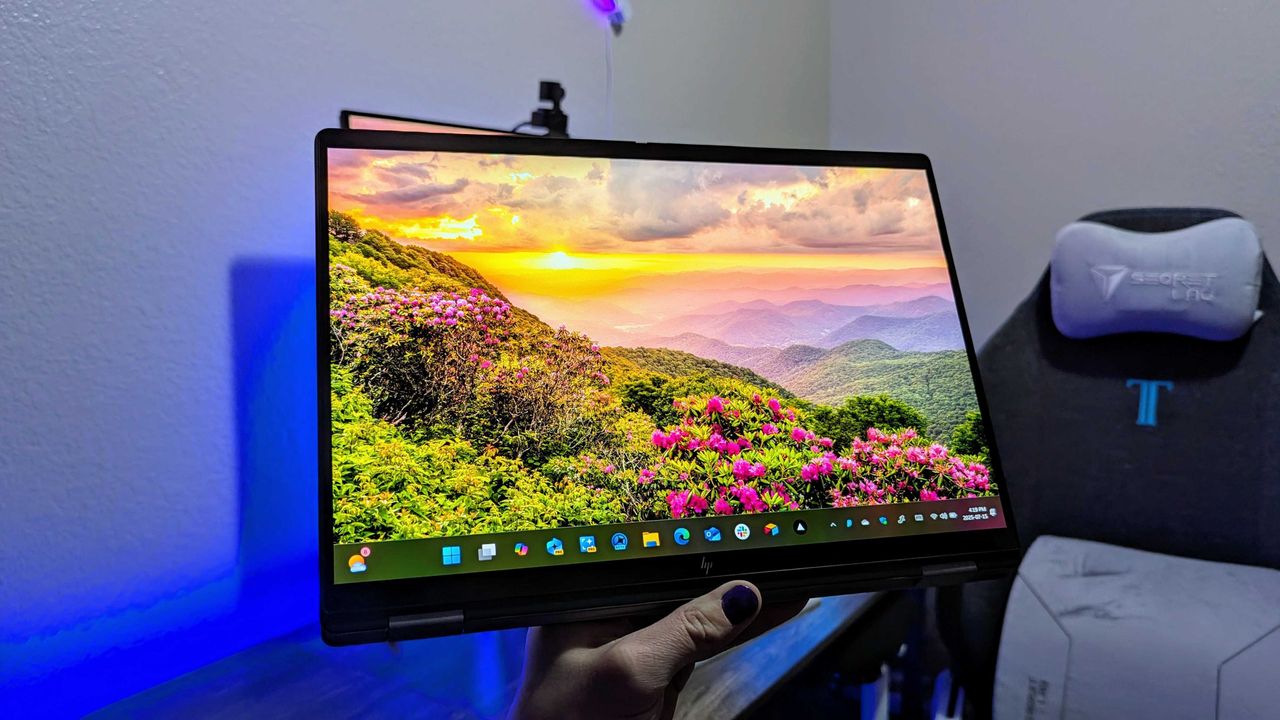 Изображение к статье: HP OmniBook X Flip 14: Почти за $1000, но теперь за $700! OLED-красавец 2-в-1! - Laptops на MSReview.net