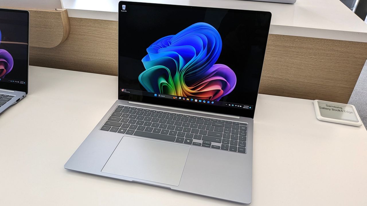 Изображение к статье: Samsung Galaxy Book4 Edge: Бомбический AI-ноутбук теперь по цене ниже рынка! 🤯 - Microsoft_copilot на MSReview.net