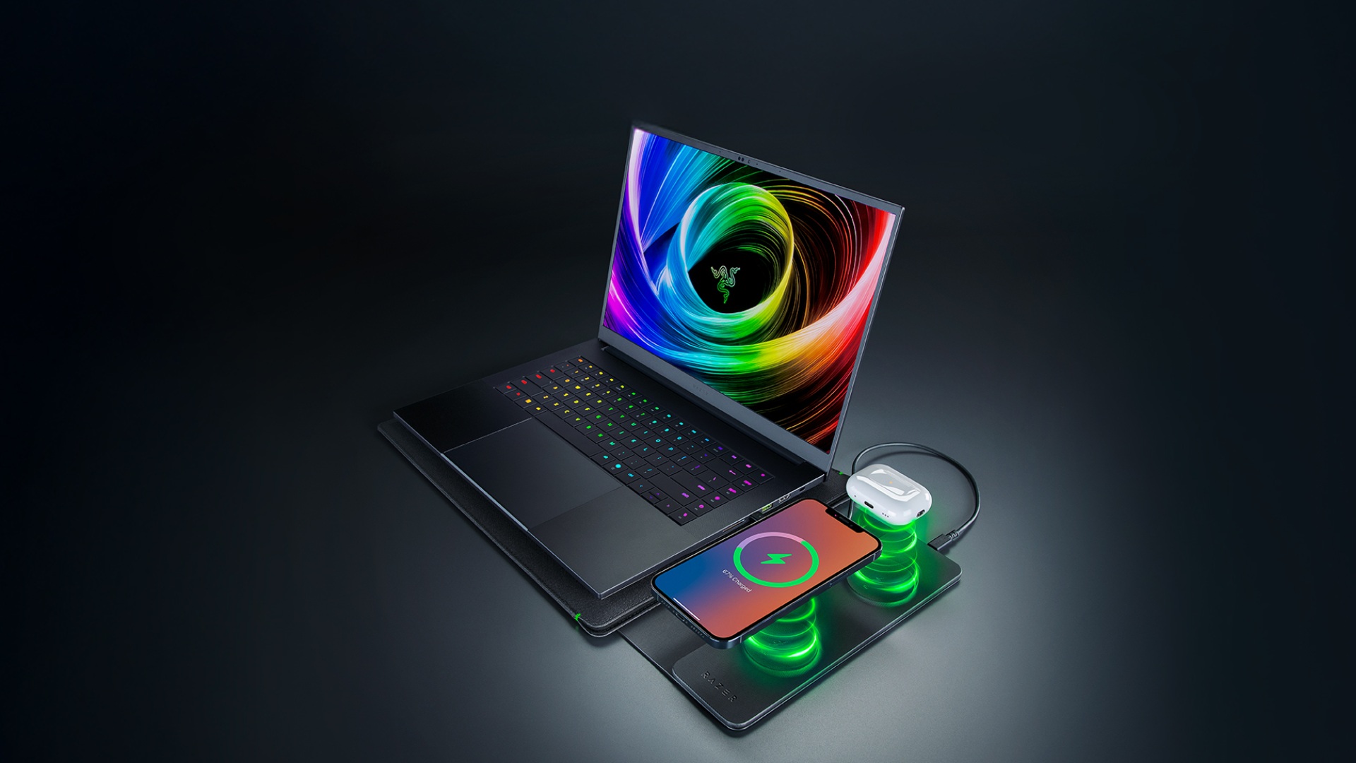 Razer charging sleeve for 16-inch laptops