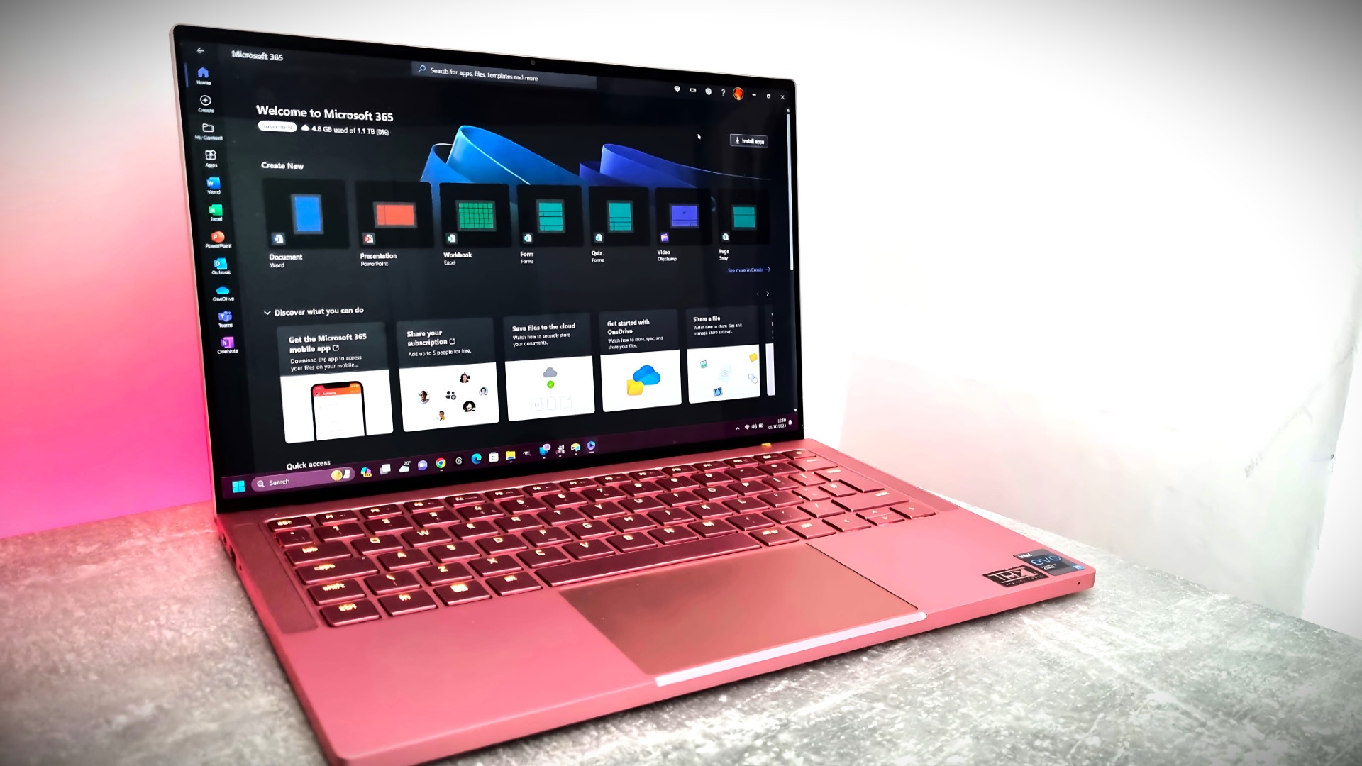 Иллюстрация с логотипом Microsoft 365