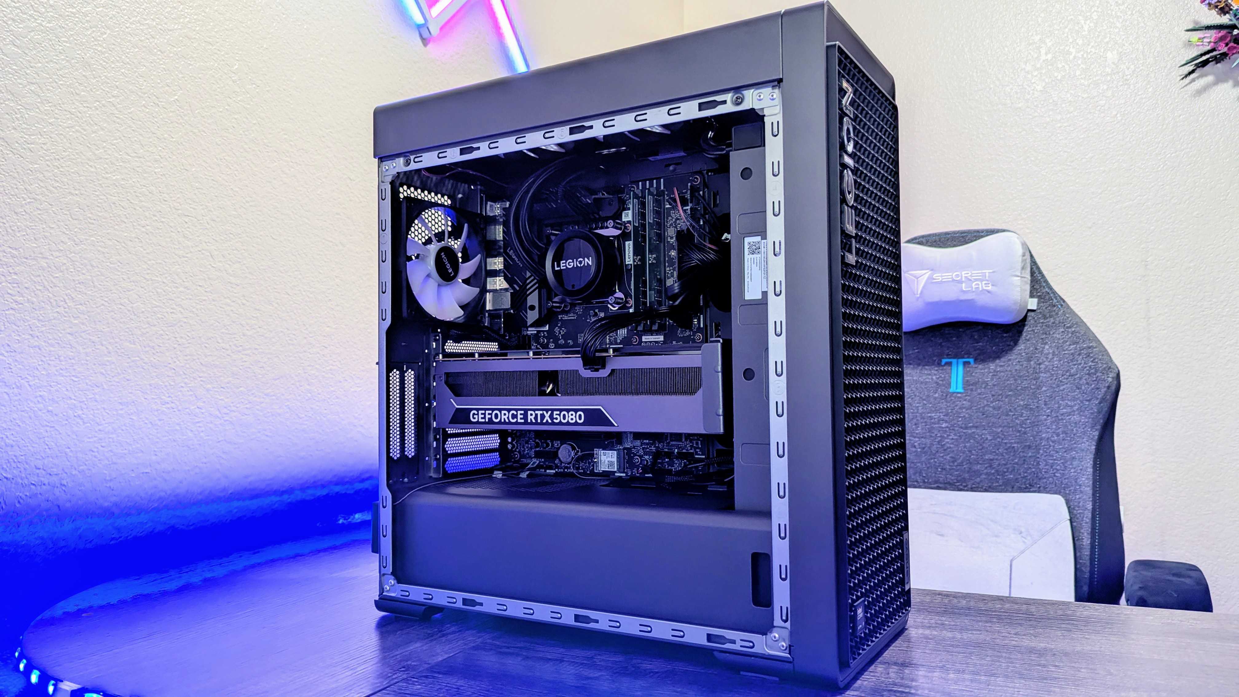 Внутренности Lenovo Legion Tower 7i (Gen 10)