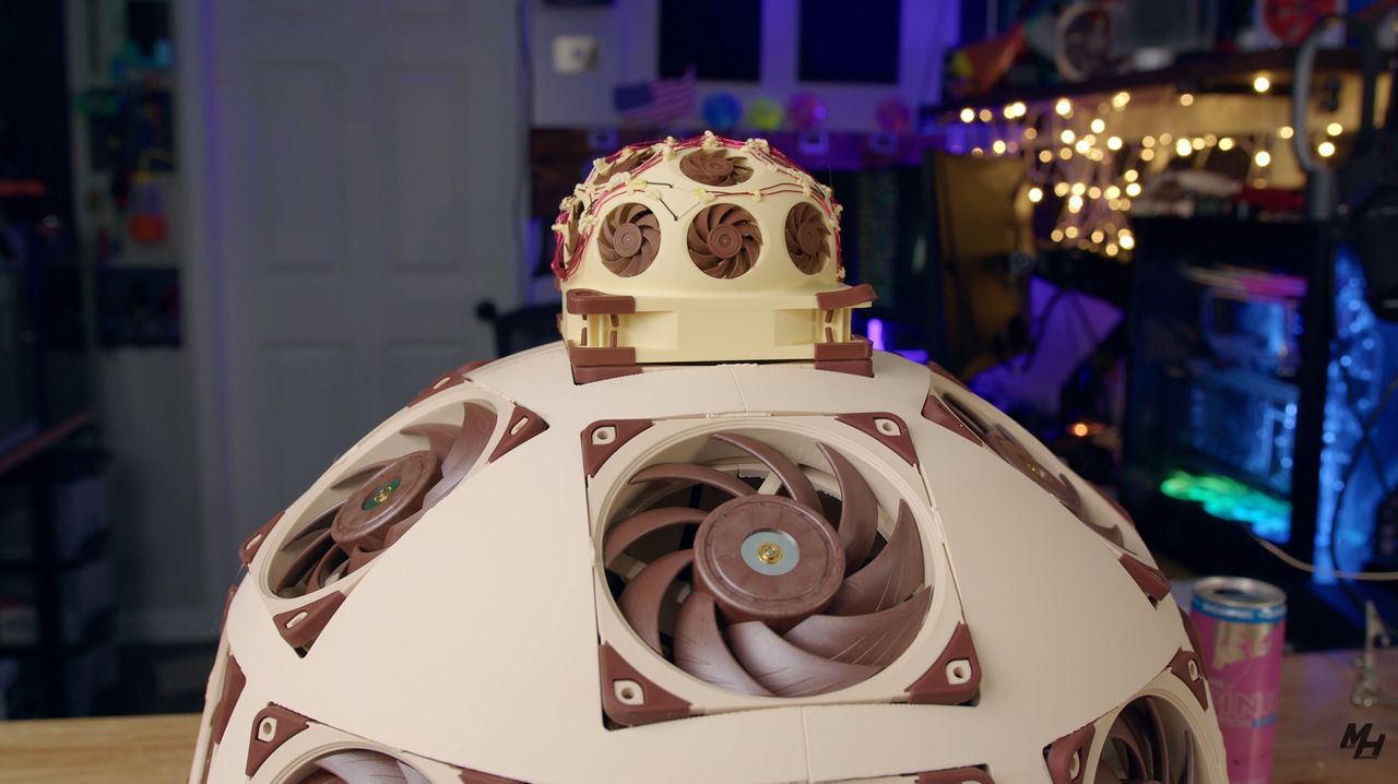 Изображение к статье: 15 вентиляторов Noctua против жары: как энтузиаст создал «Суперкупол» для своего ПК - Железо на MSReview.net