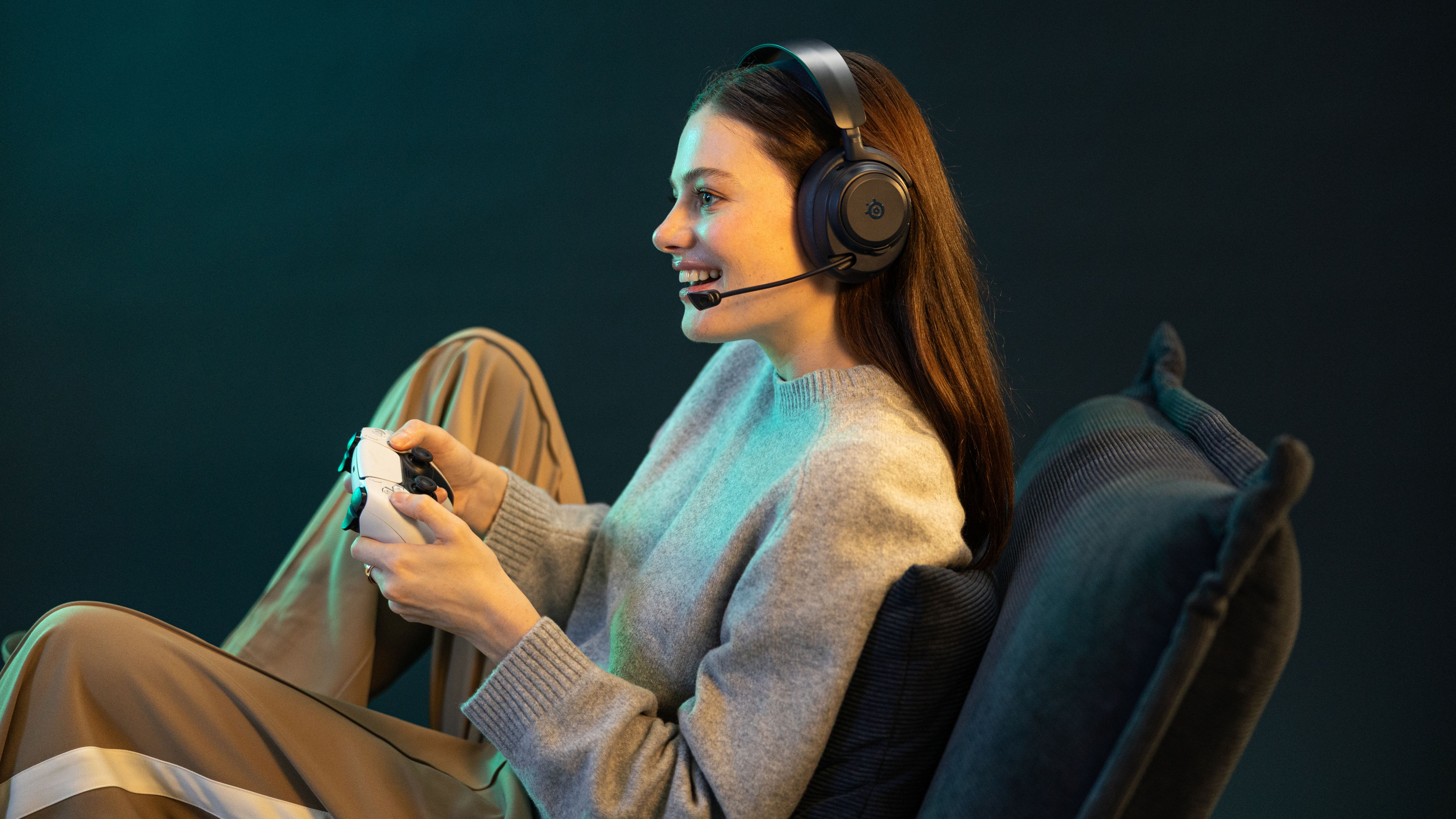 SteelSeries Arctis Nova Pro Omni headset in use with various gaming devices including PlayStation, Nintendo Switch, and PC.