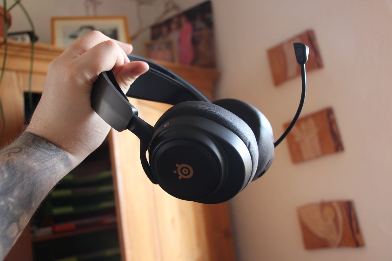 Изображение к статье: «SteelSeries наконец помогла мне отказаться от моего потрепанного Astro A50 2015 года»: это усовершенствованная мультиплатформенная - Headphones на MSReview.net