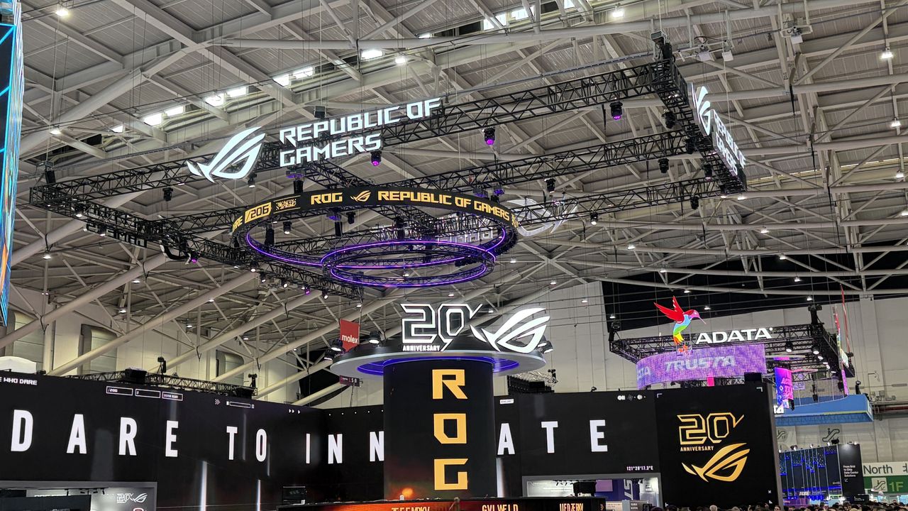 Изображение к статье: ASUS ROG исполняется 20 лет на выставке Computex, и я никогда не видел такого грандиозного приема — позолоченные периферийные устройства, специальные выпуски устройств и тысячи людей, скандирующих его имя - Gaming на MSReview.net