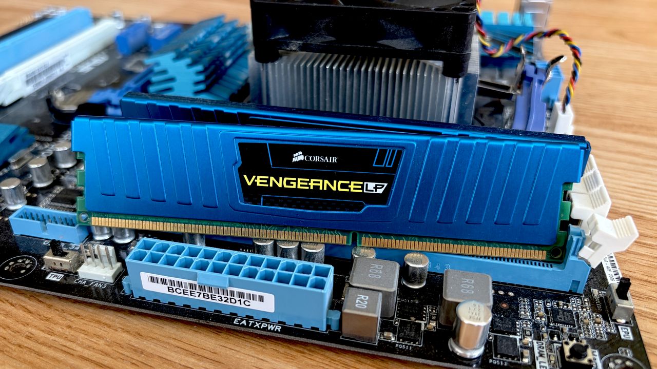 Изображение к статье: Оперативная память DDR3 должна быть очень дешевой в 2026 году, но у рынка есть другие идеи — вот что происходит - Железо на MSReview.net