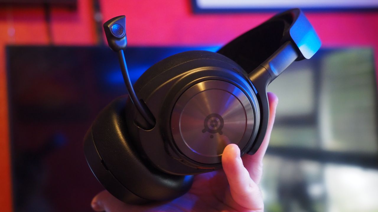 Изображение к статье: Одна из лучших игровых гарнитур SteelSeries с шумоподавлением совместима практически со всем, и на нее действует скидка 34 % - Xbox Series X на MSReview.net