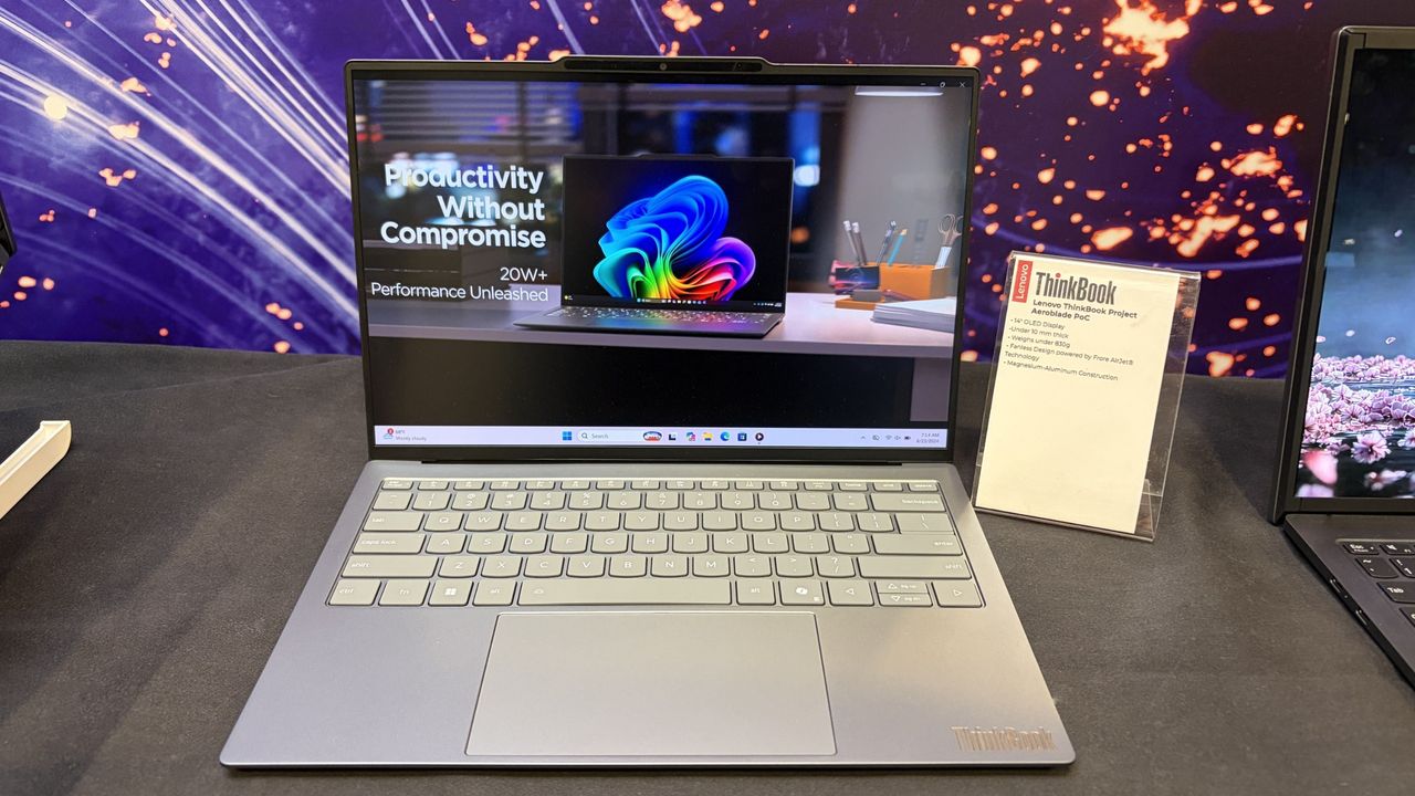 Изображение к статье: Невероятно тонкая концепция AeroBlade от Lenovo может стать будущим ноутбуков (и я думаю, что оно наступит раньше, чем ожидалось) - Lenovo на MSReview.net