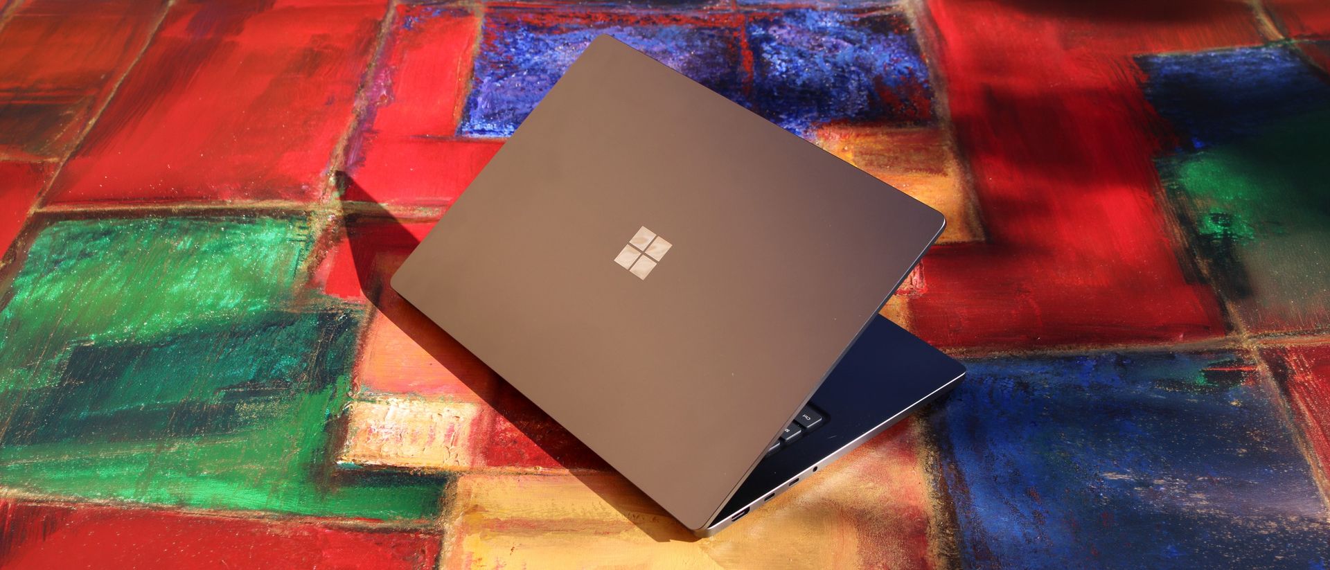 Изображение к статье: Обзор Surface Laptop Ultra: Так близок к идеальной альтернативе MacBook Pro - Microsoft на MSReview.net