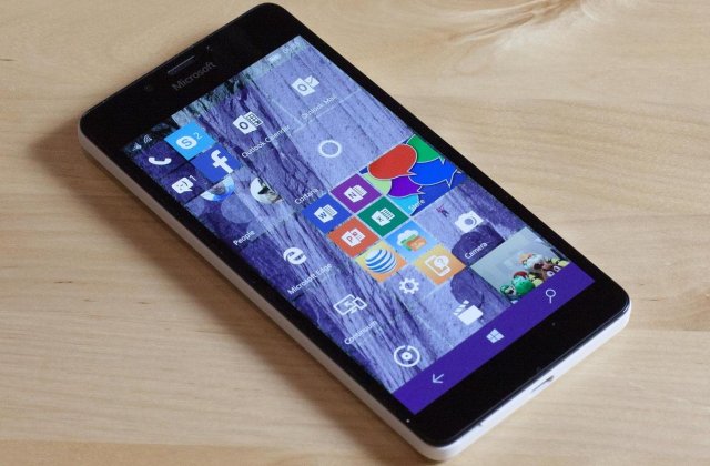 Настольная Windows 10 Mobile делает определенные успехи