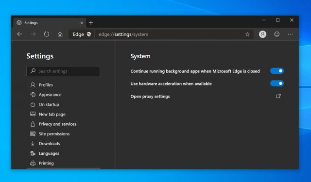 Браузер Microsoft Edge для Windows 10 получил улучшения в темном режиме