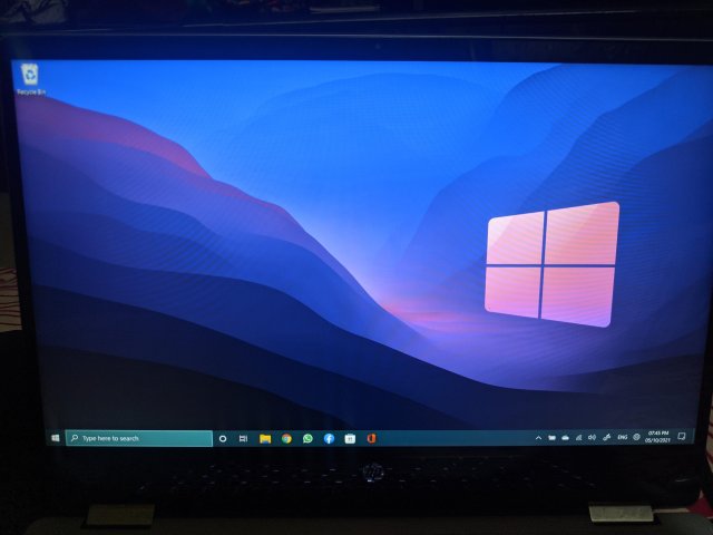 У некоторых пользователей Windows 11 появляется панель задач Windows 10
